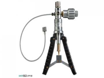 Leitenberger pneumatic pressure test pump model LR-Cal LPP 60 for calibration