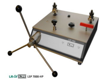 Leitenberger calibration hydraulic high pressure comparator spindle pump LSP4000-H, LSP7000H